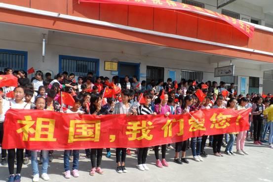 你能帮助我学习英文吗？用英文怎么写？